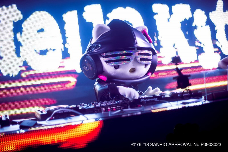 DJ Hello Kitty
